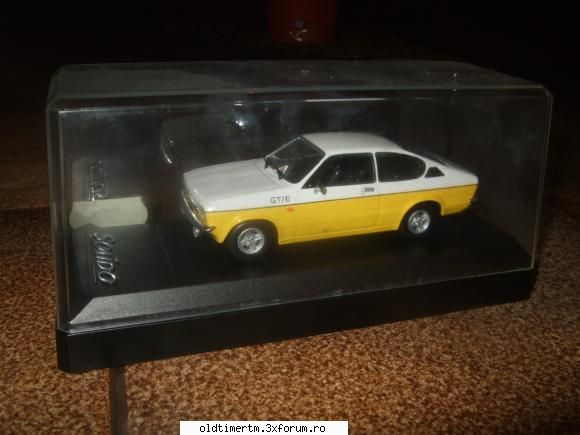 vand machete diferite scari opel kadett gte 1977 1/43, solido 80ron Participant la intalniri