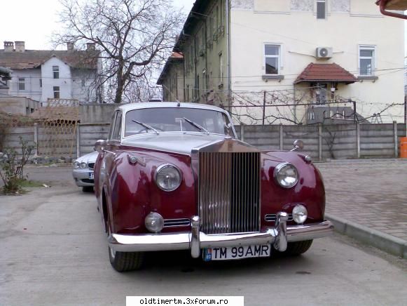 CAR SHOW Timisoara - Se pare ca Rolls-ul a fost revopsit de curand - EVENIMENTE IN TARA