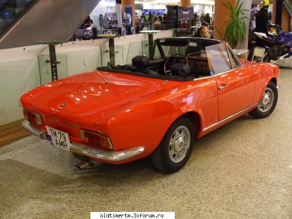 CAR SHOW Timisoara - 1970 Fiat 124 Spider superb apartine aceleiasi - EVENIMENTE IN TARA
