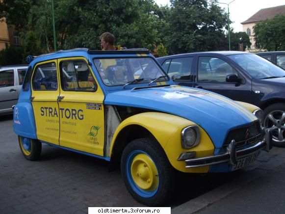 Caravana 2CV - administrator - UNIVERSUL CLASICELOR