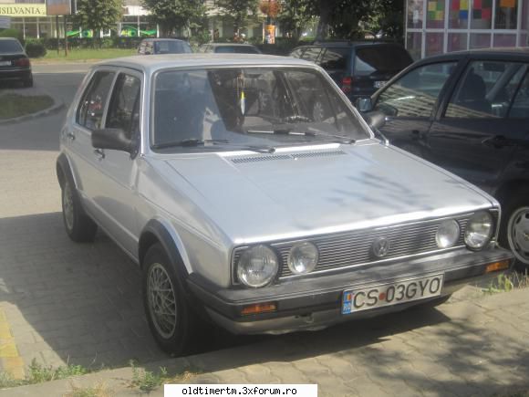 Clasice din Resita - alt VW Golf 1...am inceput sa vanez Golfuri 1 - UNIVERSUL CLASICELOR