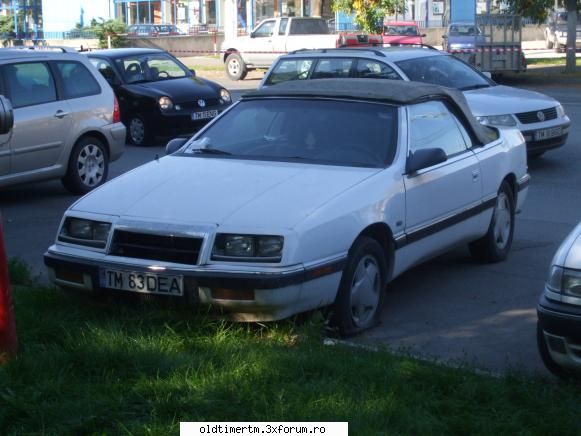 Clasice vazute pe strazile din Timisoara - Chrysler Le Baron cabrio - UNIVERSUL CLASICELOR