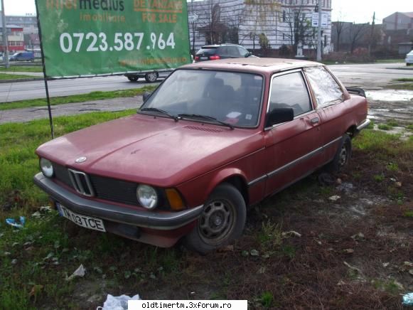 Clasice vazute pe strazile din Timisoara - BMW 318 abandonat - UNIVERSUL CLASICELOR