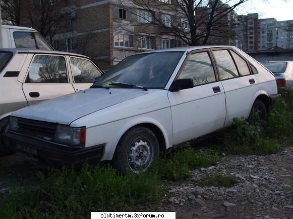 Clasice vazute pe strazile din Timisoara - Nissan Cherry identic cu Alfa Romeo Arna - UNIVERSUL CLASICELOR