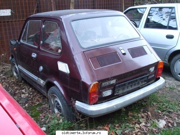 Clasice vazute pe strazile din Timisoara - Fiat 126 cu stopuri de Dacia break - UNIVERSUL CLASICELOR