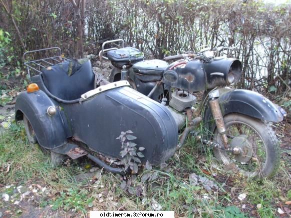 Clasice vazute pe strazile din Timisoara - si inca o motocicleta cu atas dar nu stiu - UNIVERSUL CLASICELOR