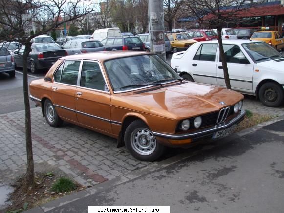 Clasice vazute pe strazile din Timisoara - asv - UNIVERSUL CLASICELOR