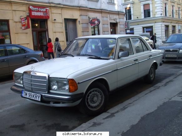 Clasice vazute pe strazile din Timisoara - asv - UNIVERSUL CLASICELOR