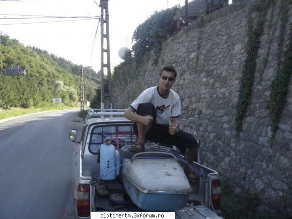 Clasice vazute pe strazile din Timisoara - de la nenea ala mi-am luat prin 2007 un - UNIVERSUL CLASICELOR