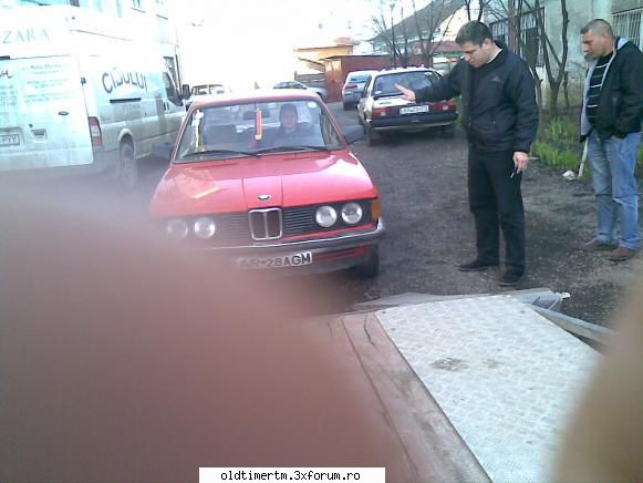 Clasice vazute pe strazile din Timisoara - doamna cu tupeu, a incercat de 2 ori sa - UNIVERSUL CLASICELOR