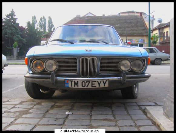 Clasice vazute pe strazile din Timisoara - un BMW seria 5 vechi,foarte frumoasa,poza e - UNIVERSUL CLASICELOR