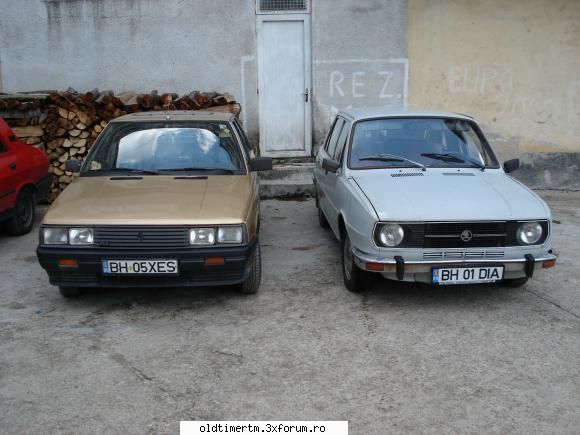 Clasice vazute pe strazile din Timisoara - in stanga 11-le unui prieten. in dreapta - UNIVERSUL CLASICELOR