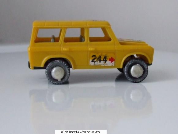 De prin colectia mea - o masinuta cu care ma jucam cand eram copil din - HOBBY