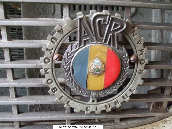 Fiat 1300 - si acesta avea stema de ACR - SA NE CUNOASTEM