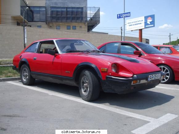 Intalniri Timisoara 2011 - surpriza zilei a fost aparitia acestei japoneze - INTALNIRI OLDTIMER CLUB TIMISOARA