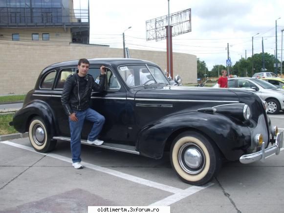 Intalniri in Timisoara 2010 - Adi e mai inalta masina decat tine :) - INTALNIRI OLDTIMER CLUB TIMISOARA