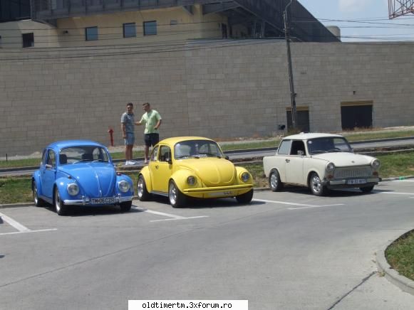 Intalniri in Timisoara 2010 - un Trabant care nu mai scoate fum dar - INTALNIRI OLDTIMER CLUB TIMISOARA