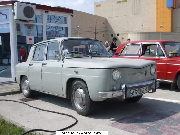 Intalniri in Timisoara 2010 - Dorin a fost prezent la intalnire cu o mica - INTALNIRI OLDTIMER CLUB TIMISOARA