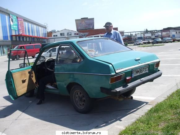 Intalniri in Timisoara 2010 - sa vedem masinile participante Ford Escort - INTALNIRI OLDTIMER CLUB TIMISOARA