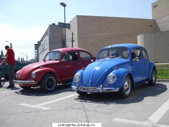 Intalniri in Timisoara 2010 - cred ca este prima data cand vin la aceeasi - INTALNIRI OLDTIMER CLUB TIMISOARA