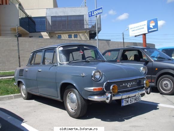 Intalniri in Timisoara 2010 - aceasta masina arata bine si are o - INTALNIRI OLDTIMER CLUB TIMISOARA