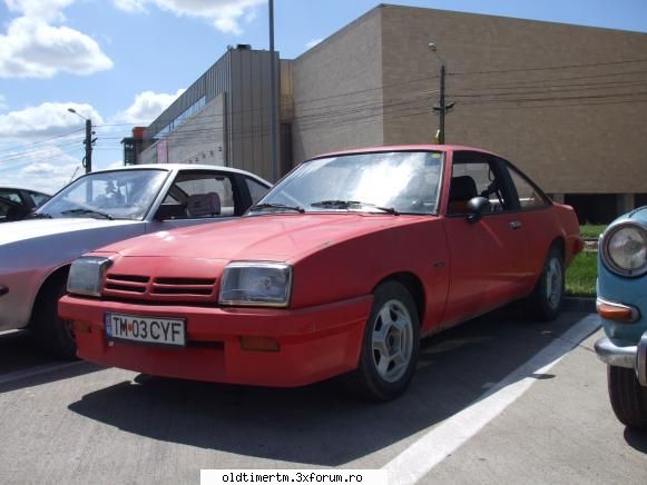 Intalniri in Timisoara 2010 - pe cea gri o stim de la celelalte - INTALNIRI OLDTIMER CLUB TIMISOARA