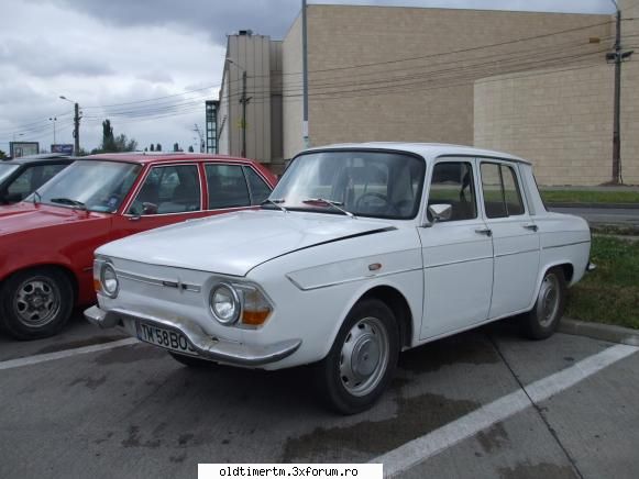 Intalniri in Timisoara 2010 - am putut vedea in premiera un Renault 10 - INTALNIRI OLDTIMER CLUB TIMISOARA