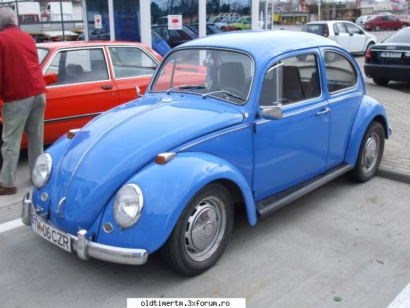 Intalniri in Timisoara 2010 - VW broscuta restaurat cu multa atentie - INTALNIRI OLDTIMER CLUB TIMISOARA