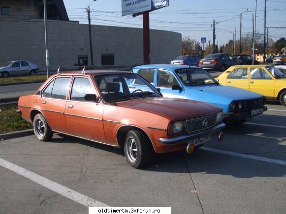 Intalniri in Timisoara 2010 - masina care mie imi place mult: Ascona lui - INTALNIRI OLDTIMER CLUB TIMISOARA
