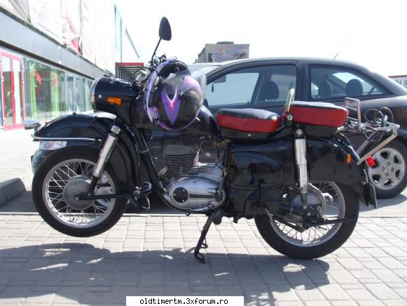 Intalniri in Timisoara 2010 - surpriza placuta a fost acest MZ TS250 din - INTALNIRI OLDTIMER CLUB TIMISOARA