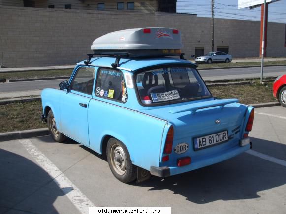 Intalniri in Timisoara 2010 - masina e simpatica si soferul "nebunatic" - INTALNIRI OLDTIMER CLUB TIMISOARA