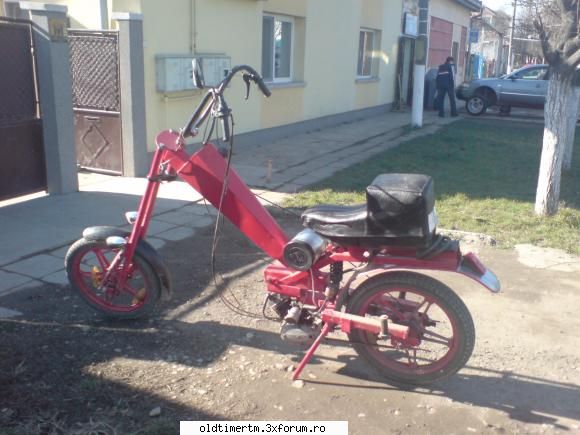 Minimobra - poza facuta in ciarda rosie, timisoara - GENERAL