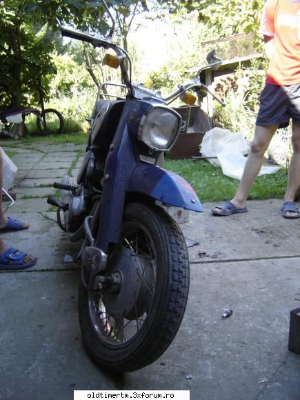 Motociclete clasice surprinse pe drum - o honda urata ca moartea cu - MOTOCICLETE VAZUTE PE STRAZILE PATRIEI