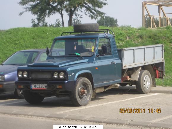 Poze cu Aro 24 - un ARO 320 la Lugoj - ARO