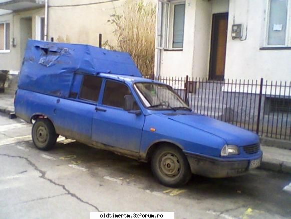 Poze cu Dacia camioneta - King Cab si pe aici...doua am gasit lateral - DACIA