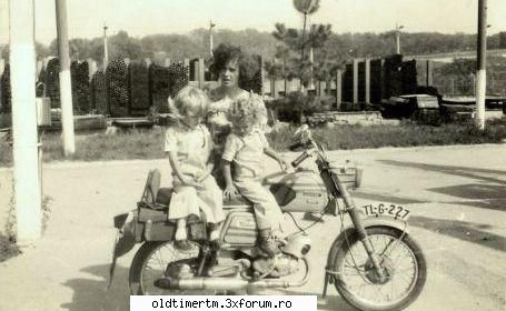 Poze cu Mobra 50 - Exista nenumarate amintiri si nostalgii cu aceste - MOTOCICLETE VAZUTE PE STRAZILE PATRIEI