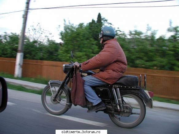 Poze cu Mobra 50 - De fiecare data cand zaresc in trafic dar rar - MOTOCICLETE VAZUTE PE STRAZILE PATRIEI