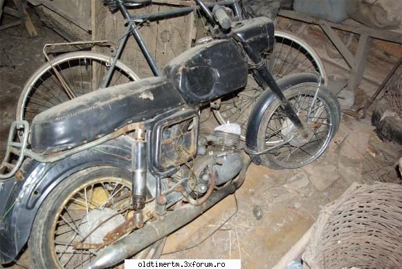 Poze cu Mobra 50 - Aceasta a fost efectiv donata cuiva. Anuntul era - MOTOCICLETE VAZUTE PE STRAZILE PATRIEI