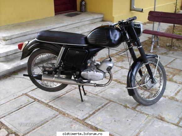 Poze cu Mobra 50 - marczello_b - MOTOCICLETE VAZUTE PE STRAZILE PATRIEI