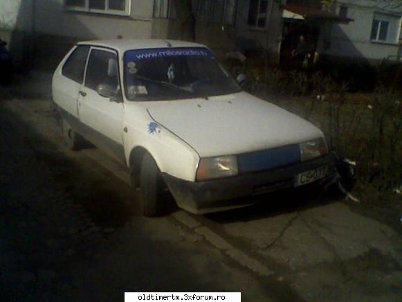 Poze cu Oltcit - fata continui deseara cu poze acum plec in oras - OLTCIT