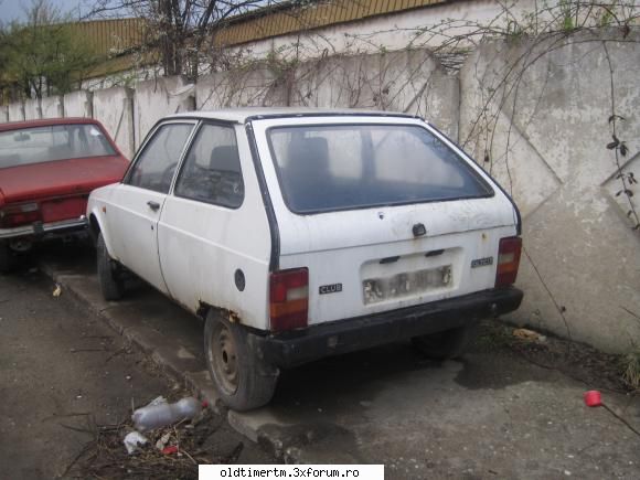 Poze cu Oltcit - la poarta rematului - OLTCIT