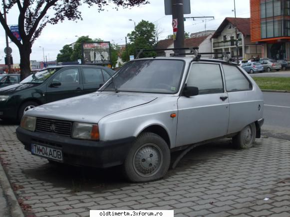 Poze cu Oltcit - masina abandonata, pacat de jante ca sunt cele de - OLTCIT