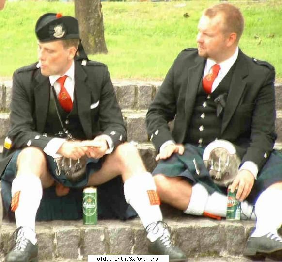 Poze inedite,dar.... haioase. - Nu se lasa nici scotienii - FUNNY