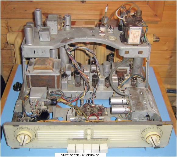 Reconditionare televizor Rubin 102 - original, partea electrica arata asa - RESTAURARI