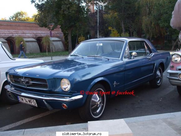 Retro Parada Toamnei 2012 - 1964 Ford Mustang - Retroparada 2012