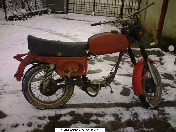 Un Voshod Trist - Putem salva impreuna o alta motocicleta comunista - RESTAURARI