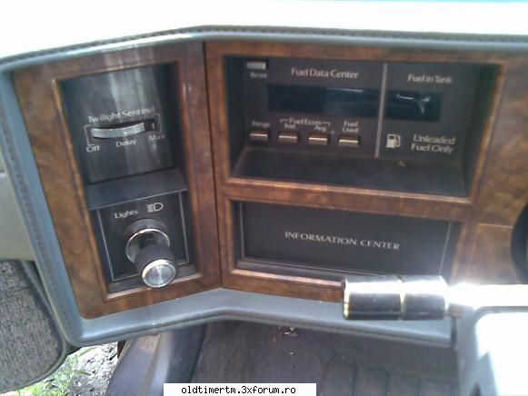 VAND Cadillac DeVille V - computer de bord, "joc" de lumini - VANZARI/CUMPARARI AUTO/MOTO