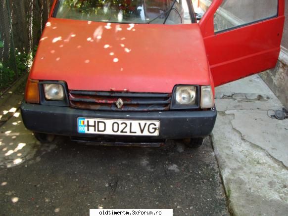 VAND Dacia 500 Lastun - Cum spune titlul vand Lastun a.f.1989 Pret:4 mil - VANZARI/CUMPARARI AUTO/MOTO