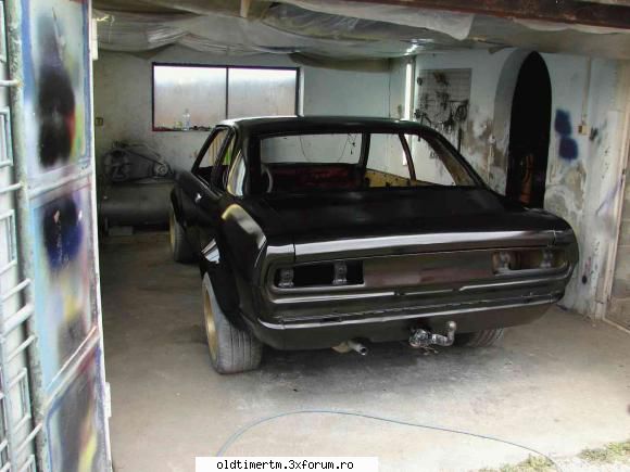 vand ford consul 2.3 si vopsitorie executate acum 1 an si ceva, de atunci sta in garaj fata de