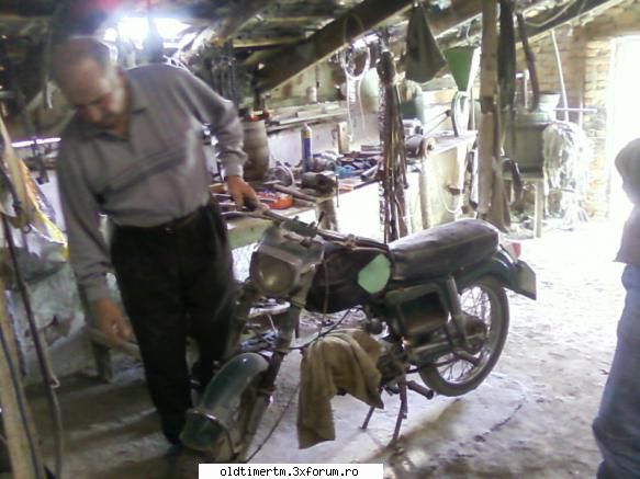 VAND Mobra 50 Super - Cine este interesat de aceasta batranica sa ma - VANZARI/CUMPARARI AUTO/MOTO
